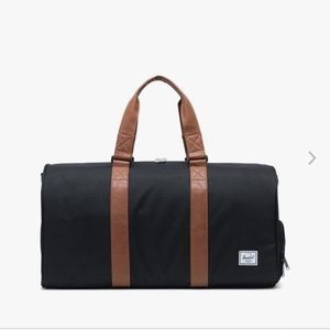 Herschel Supply Novel mid-volume duffle bag